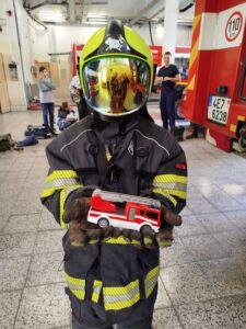 Návštěva u hasičů